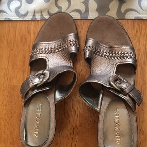 Aerosole sandals size 8-1/2